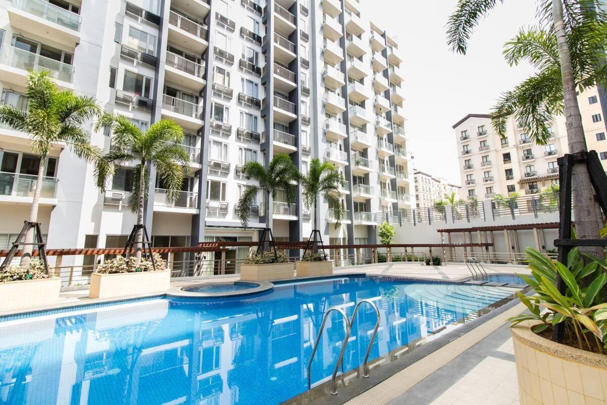 2 Bedroom Condo Apartment Near Naia 3 Pasay City Манила Экстерьер фото