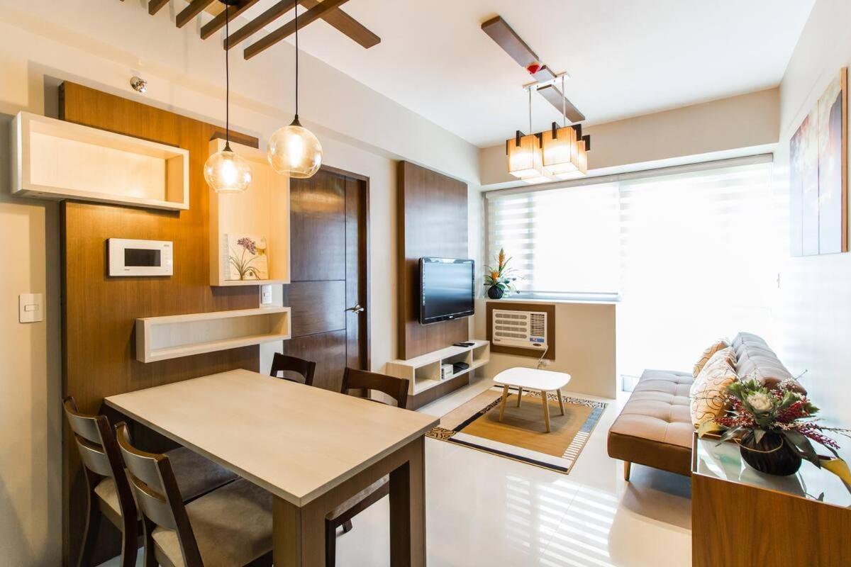 2 Bedroom Condo Apartment Near Naia 3 Pasay City Манила Экстерьер фото