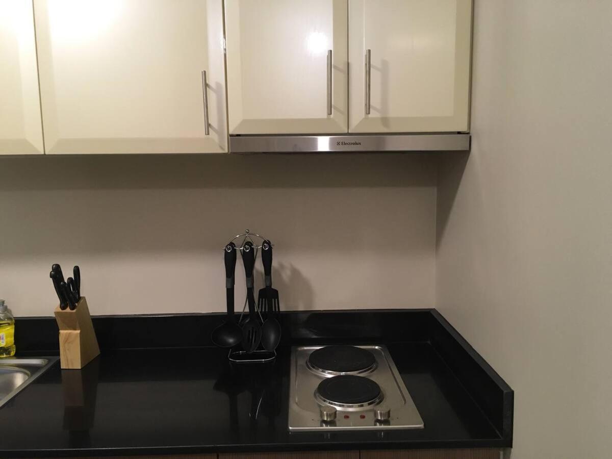 2 Bedroom Condo Apartment Near Naia 3 Pasay City Манила Экстерьер фото