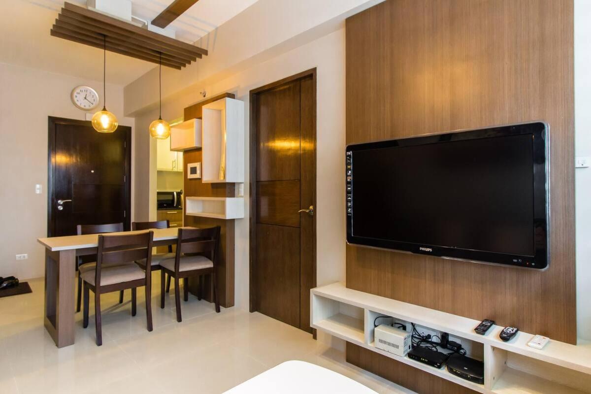 2 Bedroom Condo Apartment Near Naia 3 Pasay City Манила Экстерьер фото